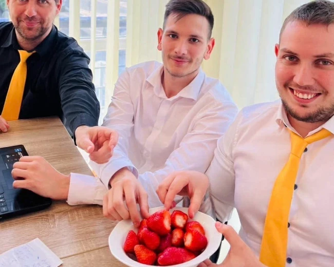 REGISZTRÁTOR / ÉRTÉKESÍTŐ - Szombathelyi munkavégzés - Smile Nyelviskola